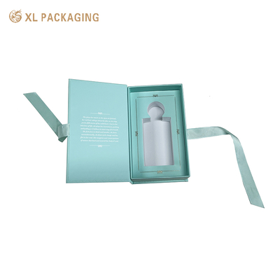 Αγορά Custom Luxury Cosmetic Packaging Satin-Lined Boxes with Embossed Logo Rigid Cardboard & Custom Shape Ideal for Brand Launches Gift Sets Luxury Beauty Retail online manufacture